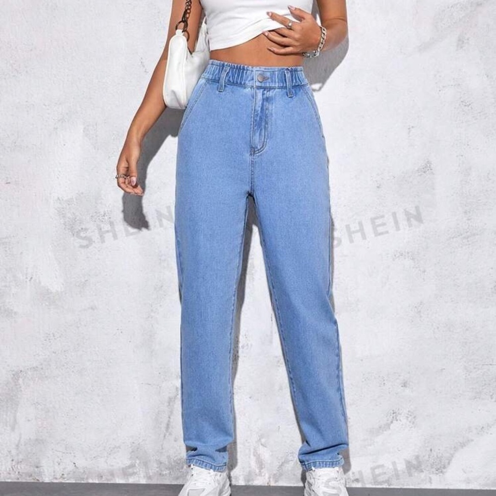 SHEIN | Light Wash Mom Fit Jeans Size Medium